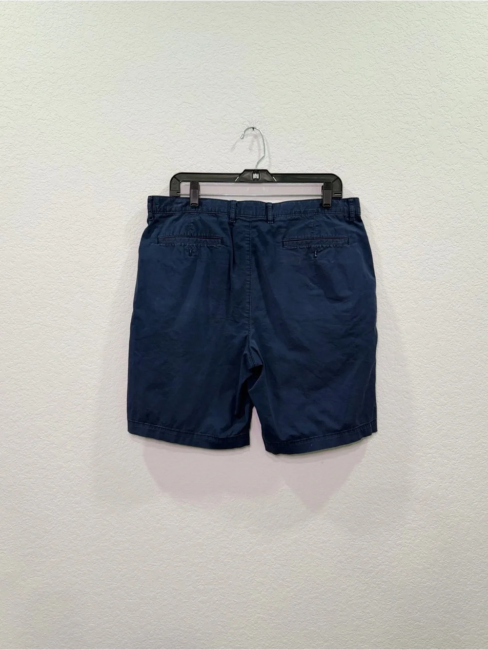 Michael Kors Navy Men's Flat Front Casual Shorts - Size 33